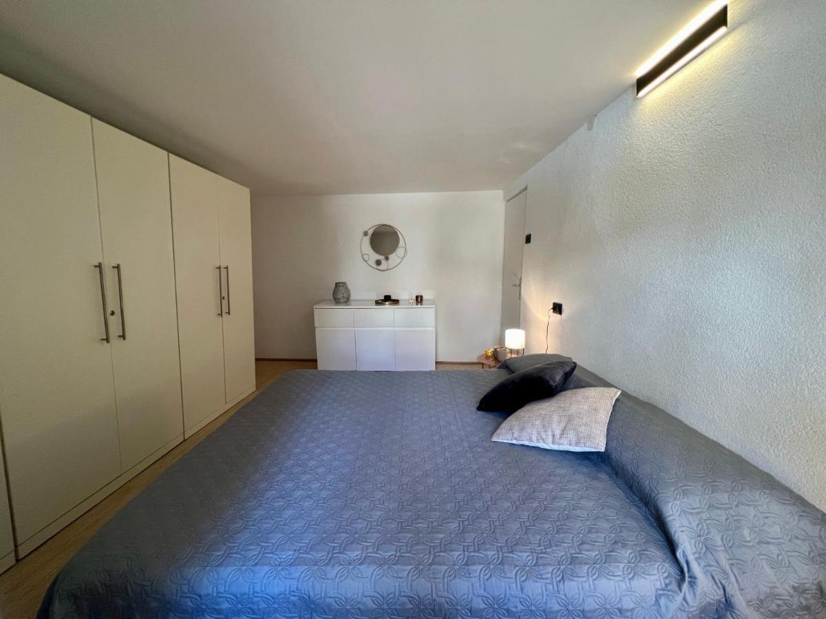 Eleni Apartament